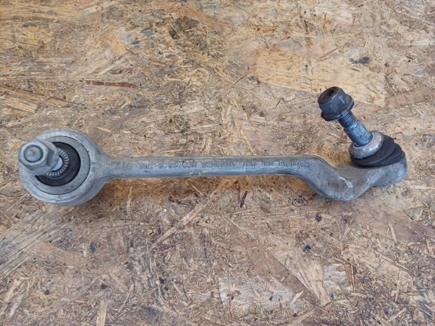 BMW 1 E81 E82  E87 (2005-2011) Jobb Els Lengkar