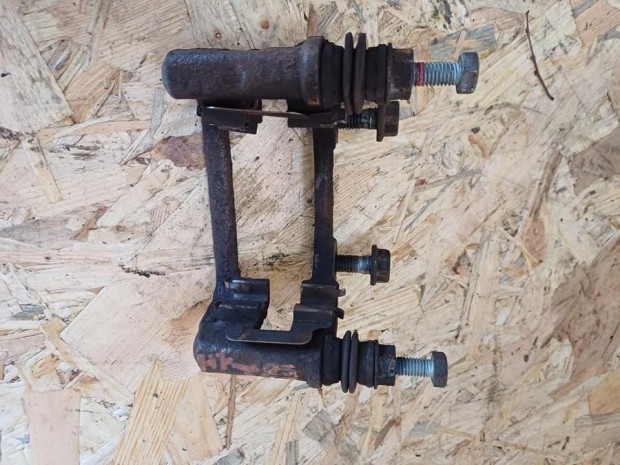 BMW 1 E81 E82  E87 (2005-2011) Jobb Hts Fknyereg Tart