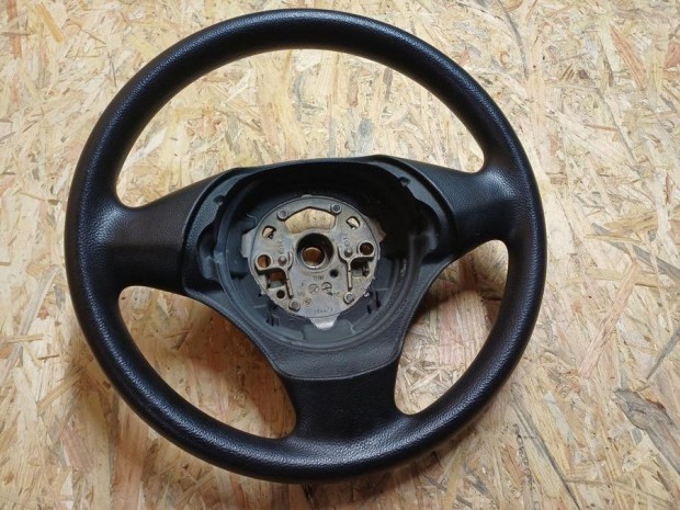 BMW 1 E81 E82  E87 (2005-2011) Korm�ny