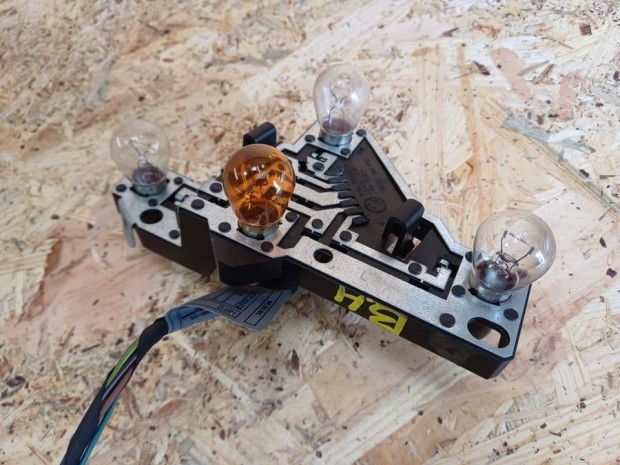 BMW 1 E87 (2005-2011) Bal  Hátsó Lámpa Foglalat