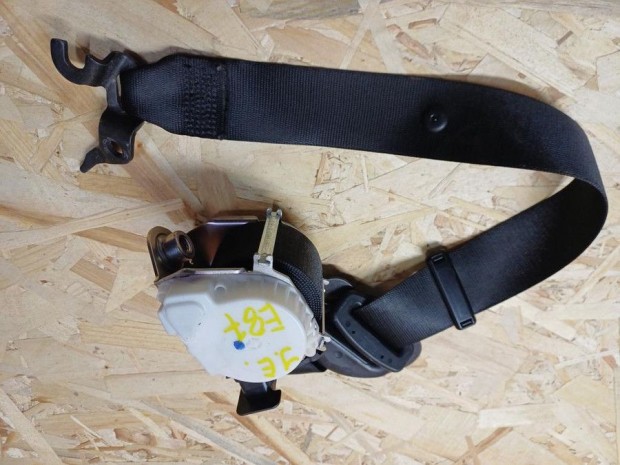 BMW 1 E87 (2005-2011) Jobb Els� Biztons�gi �v