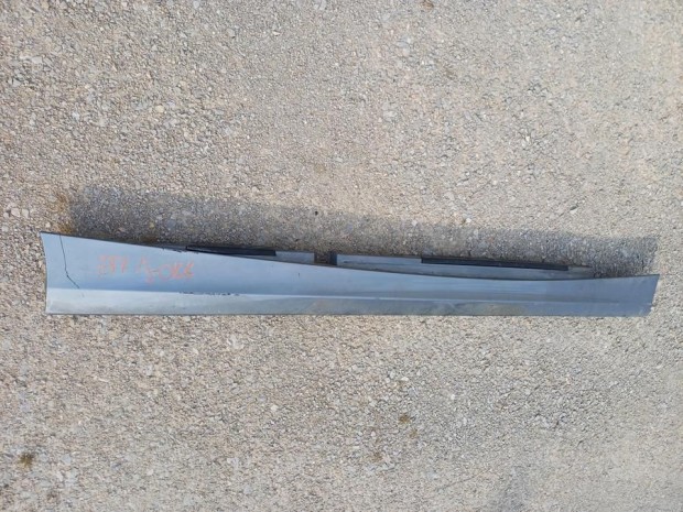 BMW 1 E87 (2005-2011) Jobb Küszöb Burkolat