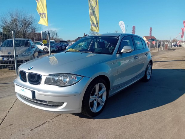 BMW 1-Es Sorozat 116d Vezrls Cserlve 271EKM-Nl