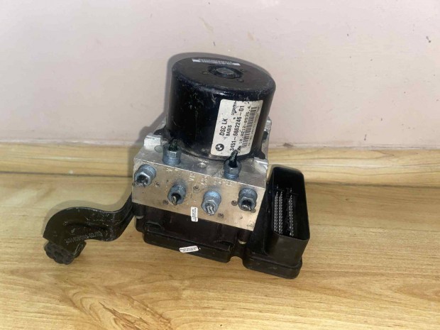 BMW 1 F20 ABS kocka 6862246