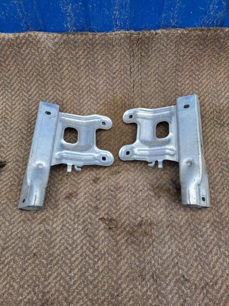 BMW 1 F20, F21 gyári bal 51117266193, jobb 51117266194 energia elnyelő
