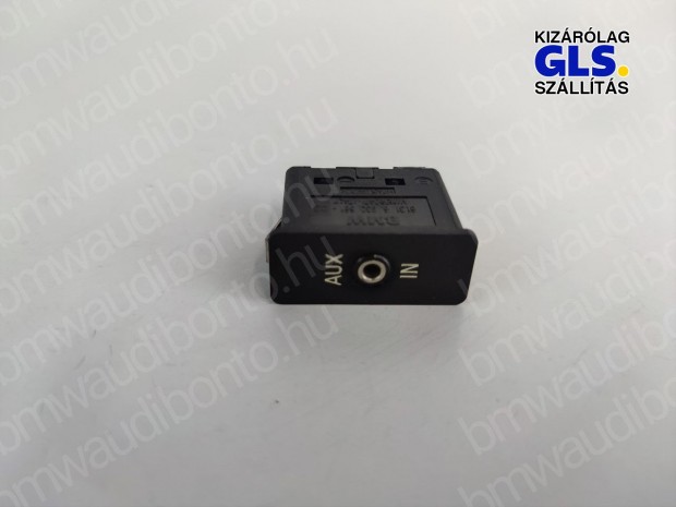 BMW 1 (E81) AUX aljzat csatlakoz (6930561, 61346930561, 84109237655)