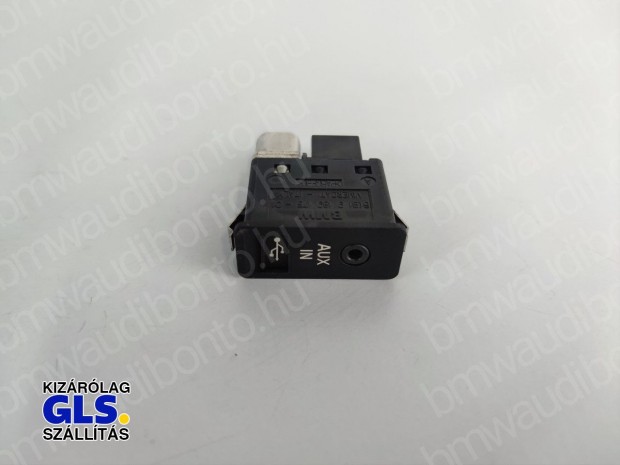 BMW 1 (F20) USB aljzat csatlakozó (9189175, 61319189175, 61319183045)