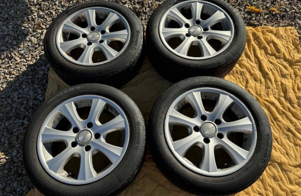 BMW 1 -es komplett kerekek 195/55 R16 gumikkal