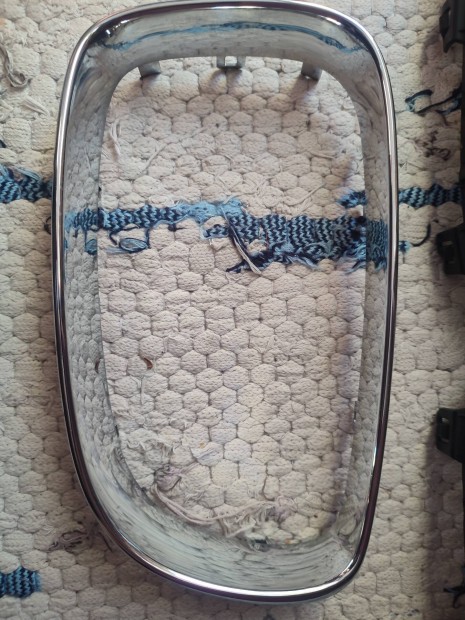 BMW 1 els� l�kh�r�t� r�cs disz gy�ri 