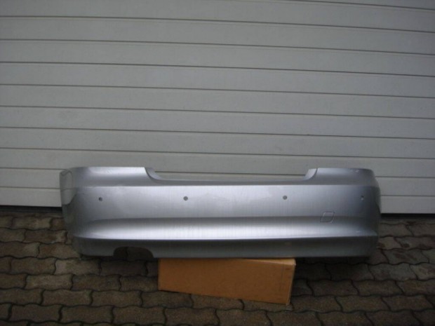 BMW 1-es Cupé E82 E88 LCI radaros hátsó lökhárító 5112 7166793 2008-tó
