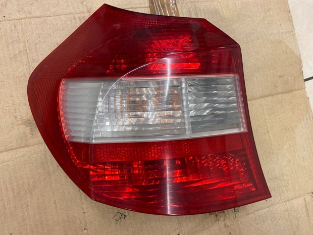 BMW 1-es E87 2004-2007 jobb hátsó lámpa 6321 6924501 eladó
