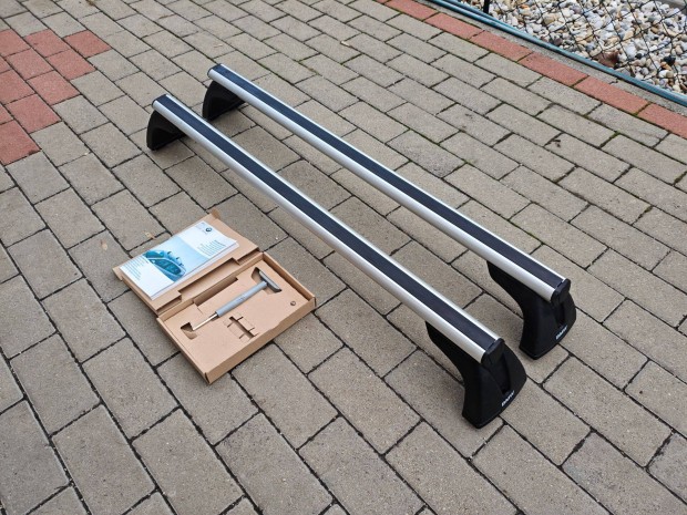 BMW 1-es E87 3-as E90 gyri tetcsomagtart fixpontos csavaros felfoga