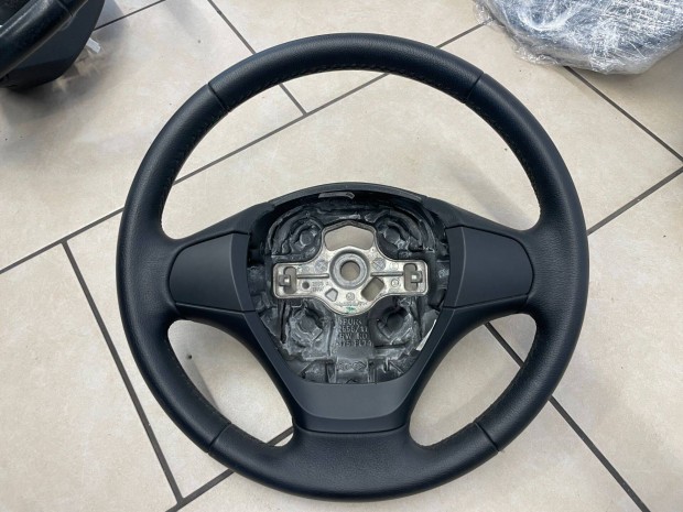 BMW 1-es F20, F21, 3-as F30, F31 nem multis újszerű bőrkormány eladó