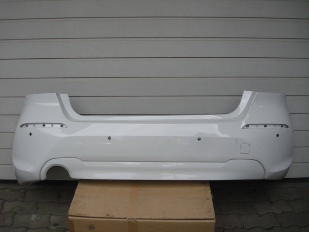BMW 1-es F40 radaros hátsó lökhárító 51127461391 2019-től Hibátlan
