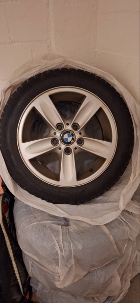 BMW 1-es széria ( 2004) Eredeti gyári alufelni gyűjtőknek és fanoknak!