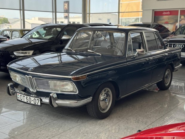 BMW 2000 ......