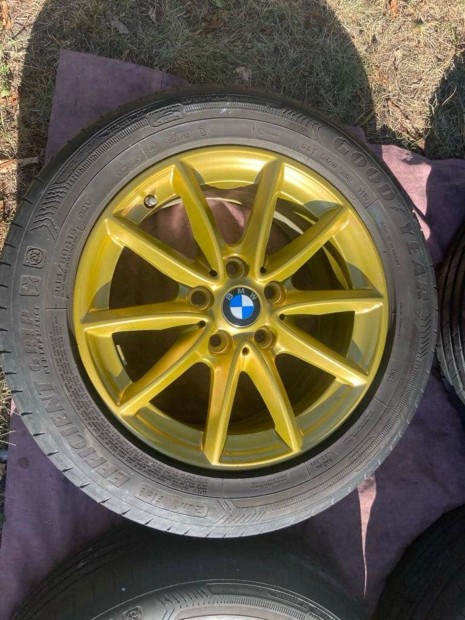 BMW 216 Aktiv tourer kerekek