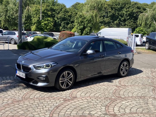 BMW 218d (Automata) Magyarországi. Áfás! Pano H...