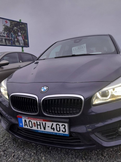 BMW 218d elad� (7 Szem�lyes)