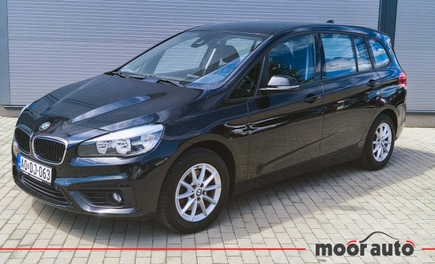 BMW 218i Active Tourer Advantage