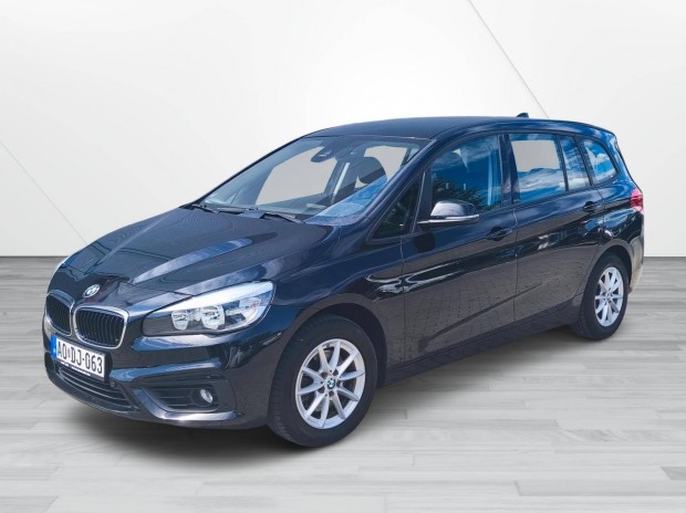 BMW 218i Active Tourer Advantage