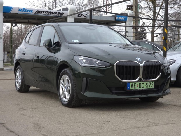 BMW 225e xdrive Luxury DKG Magyar. 1 tulajdonos...