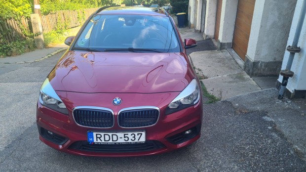 BMW 2.0 Grand Tourer (218 D) napfénytetővel, vonóhoroggal - 134 000 km