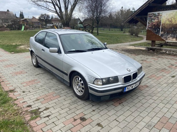BMW 316i Compact