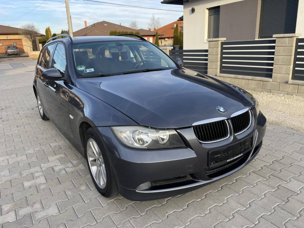 BMW 318d Touring