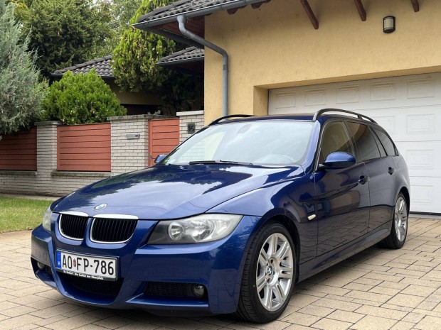 BMW 318d Touring Gyári M-Packett Le mans blue