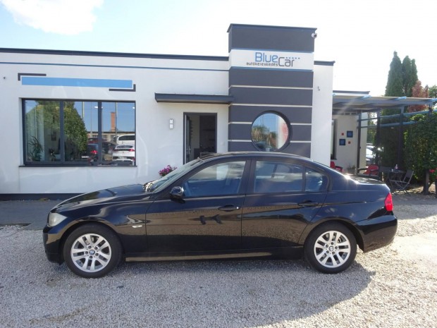BMW 318i Szedán!!Megbizható Benzines!