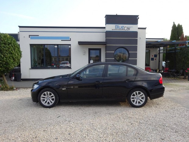 BMW 318i Szedán!!Megbizható Benzines!