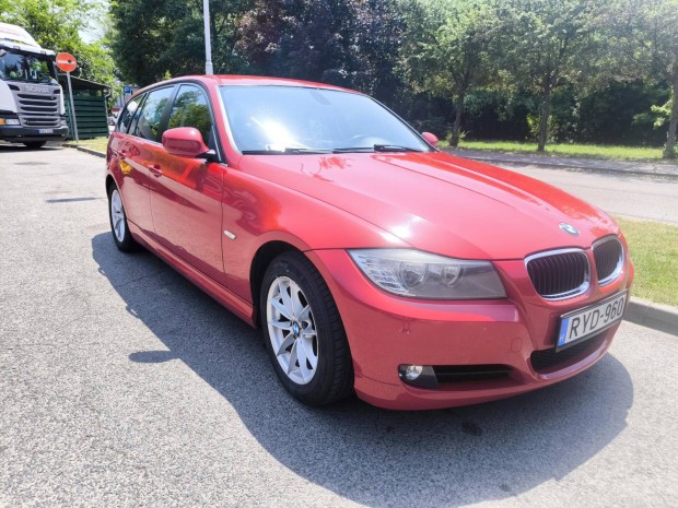 BMW 318i Touring