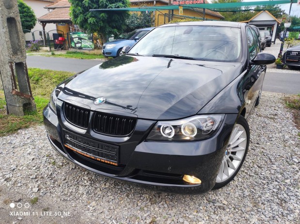 BMW 318i Touring j Vezrmlnc Teljes Nagy SZE...