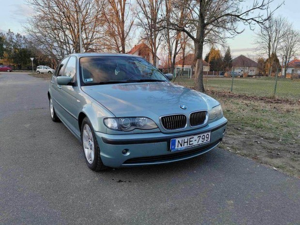 BMW 318i.......