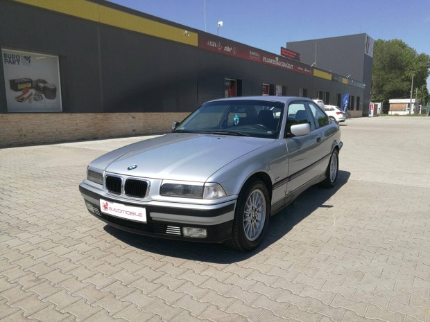BMW 318is......