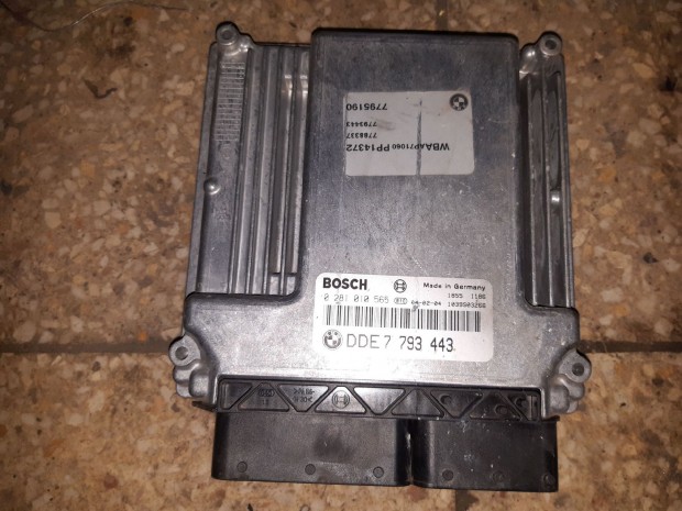 BMW 320D E46 Motorvezrl / ECU