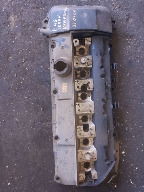 BMW 320D E46 Szelepfedl