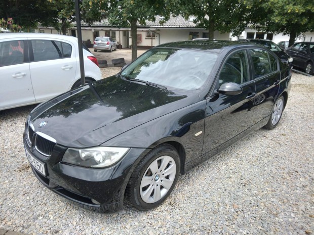 BMW 320d 6-os kézi váltó!Tempomat!Félbőr!Ülésfű...