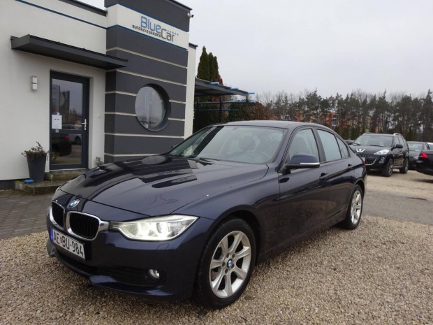 BMW 320d Szed�n!!Xenon!K�ziv�lt�!Kedvez� Fogyas...
