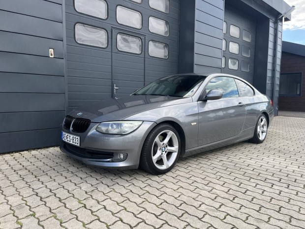 BMW 320d Szervizelt / Facelift / lsfts / Bi...