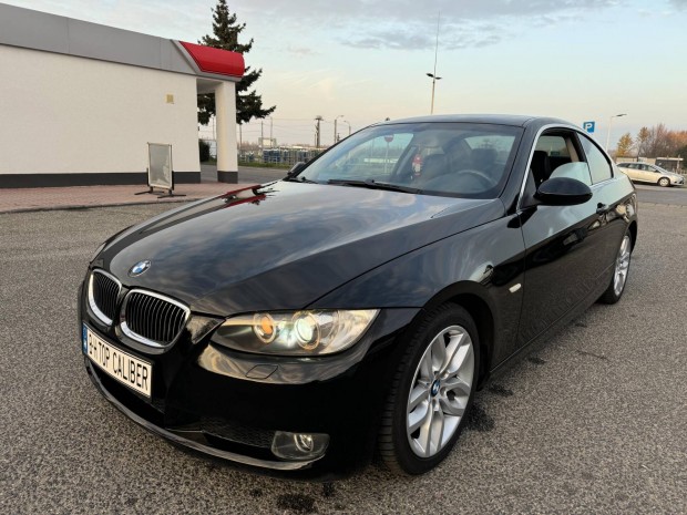 BMW 320d Touring 1 tulaj.kevés km.man 6seb.pano...