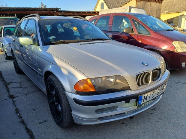 BMW 320d Touring Autbeszmits