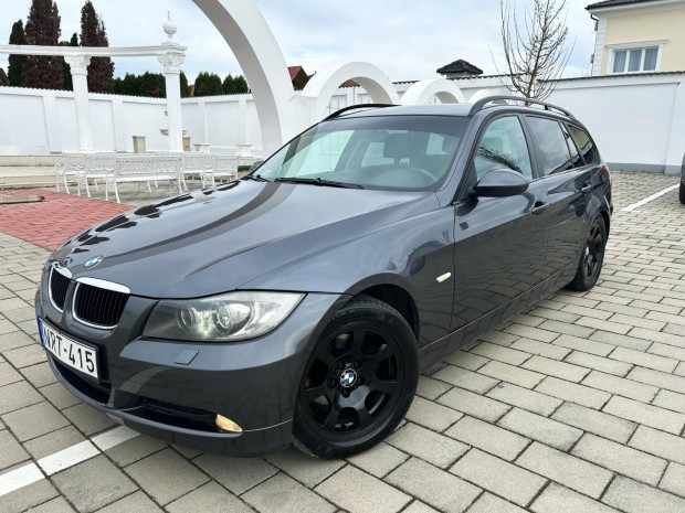 BMW 320d Touring (Automata) Bőr+Navi+Horog+DIGI...