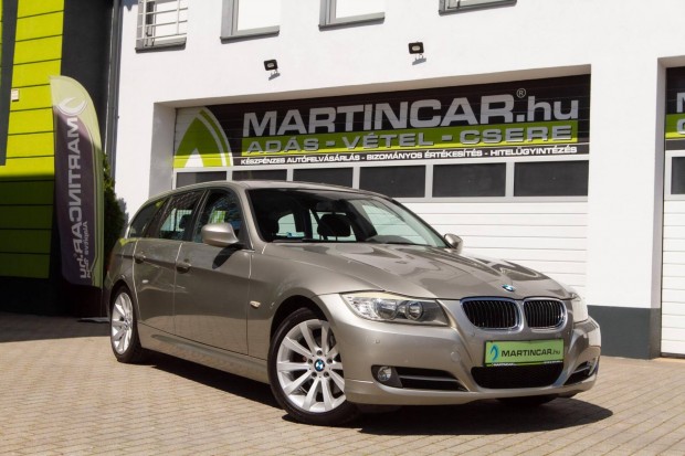 BMW 320d Touring (Automata) Edition Platinbronz...