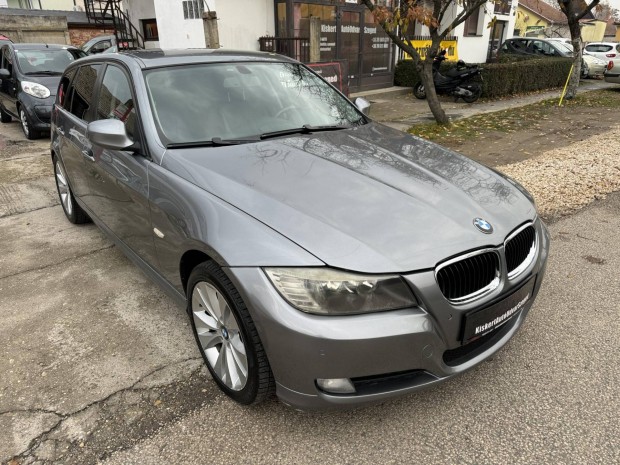 BMW 320d Touring (Automata) Facelift ! Navigáci...