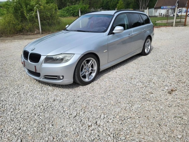 BMW 320d Touring (Automata) Garantált KM