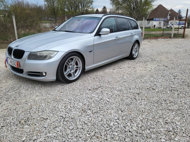 BMW 320d Touring (Automata) Garantált KM