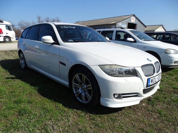BMW 320d Touring (Automata) Motorhib�s!