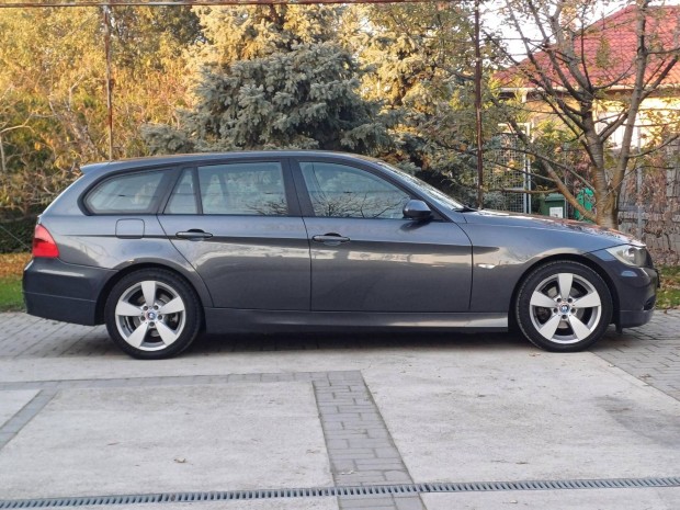 BMW 320d Touring (Automata) /DIG Klma!Vonhoro...